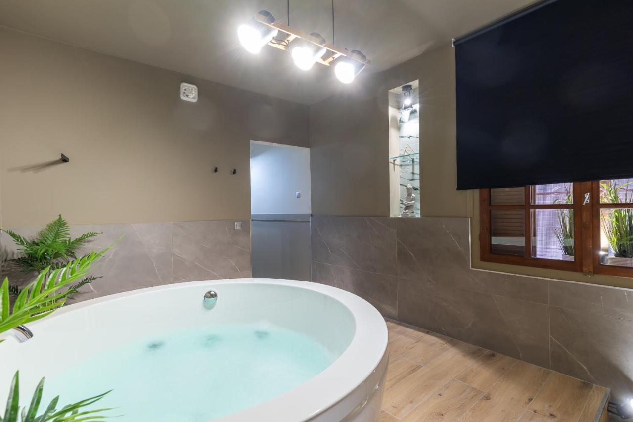 アテネNoho Boutique , Premium Living Dikeou 8アパートメント エクステリア 写真